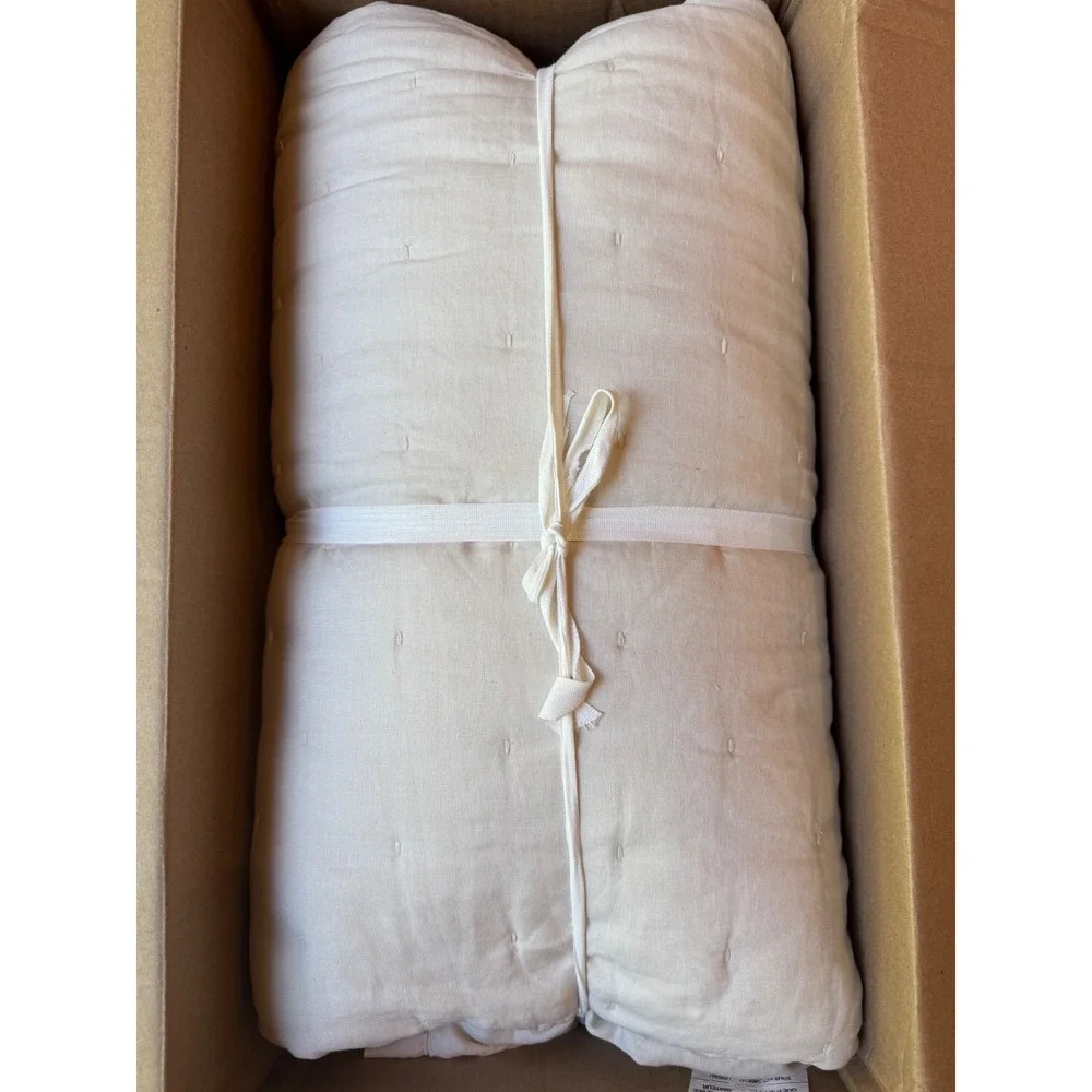 Quince European Linen Dream Quilt Full/Queen Color Sand